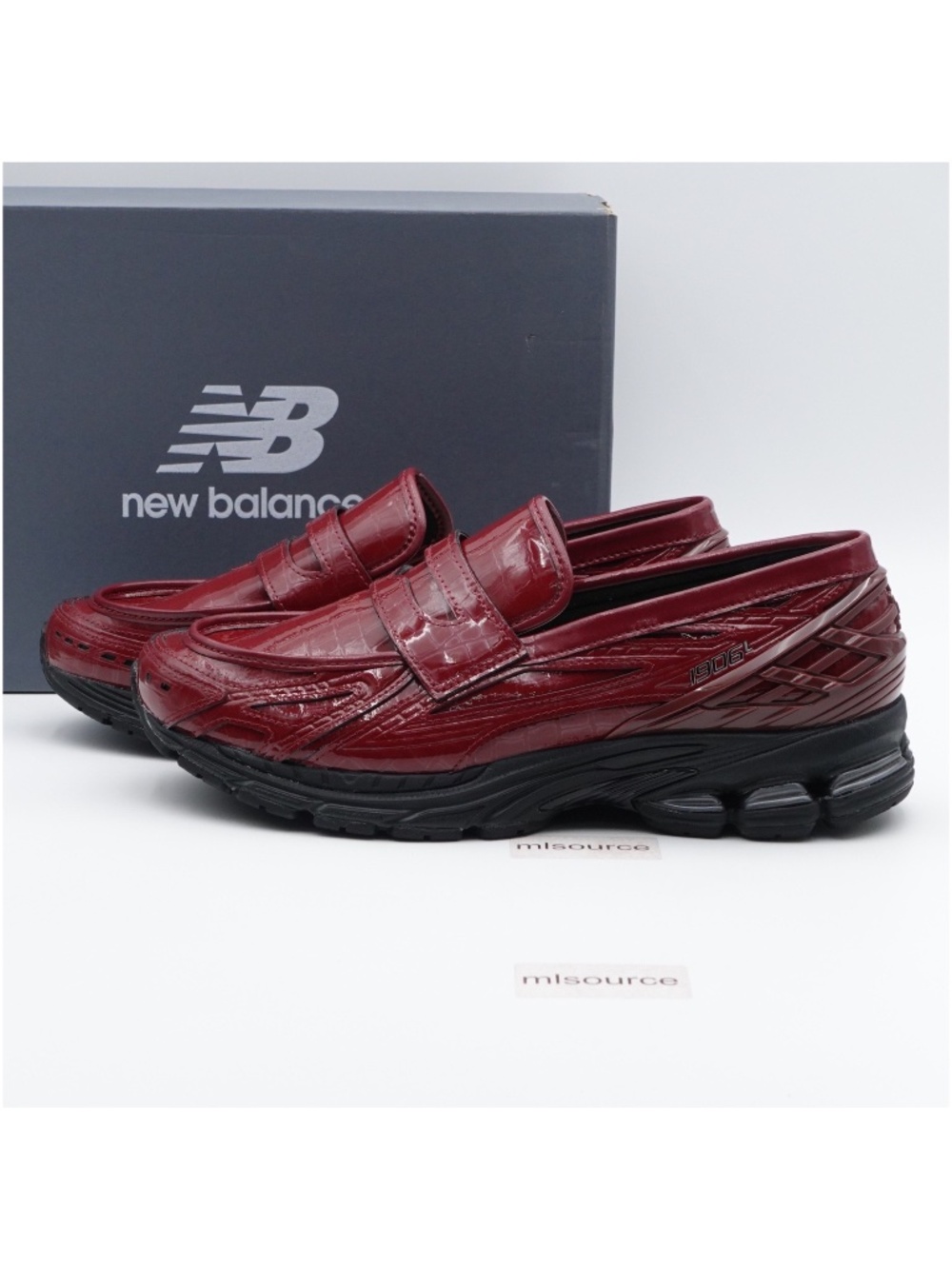 NEW Size 12 Men's New Balance 1906L Slip-On Patent Leather Loafer Sneakers